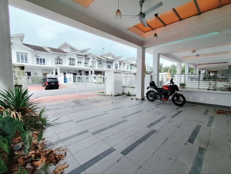 Rumah Teres 2-Tingkat untuk Dijual di Seksyen 13 (Shah Alam) - SITI KHAIRIYAH JAAFAR - PropertyGuru.com.my