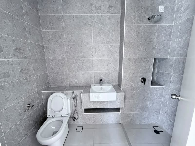 Rumah Teres 2 Tingkat untuk Dijual di Eco Spring (Johor Bahru) - Karl Lim - Bathroom - PropertyGuru.com.my