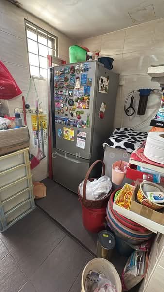 Pangsapuri untuk Dijual di Taman Jinjang Baru Kos Sederhana Apartment - Vincent Goh - Kitchen - PropertyGuru.com.my