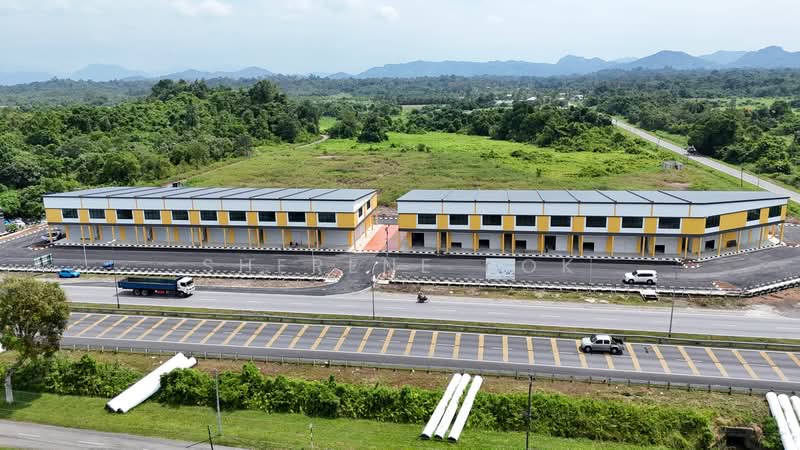 Shop for Sale in Kuching (Sarawak) - Sherene Kok - Exterior - PropertyGuru.com.my