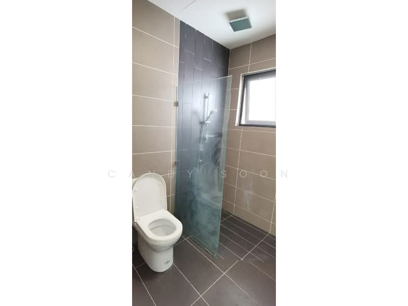 Kondominium untuk Dijual di Urbana Residences - Candy Soon - Bathroom - PropertyGuru.com.my