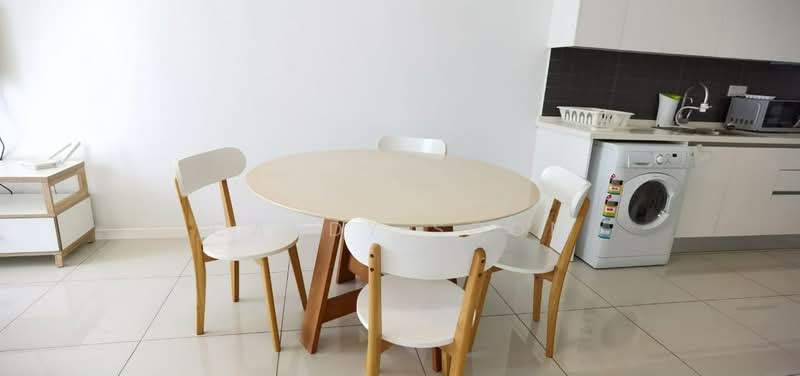 Kondominium untuk Dijual di Urbana Residences - Candy Soon - Dining Room - PropertyGuru.com.my