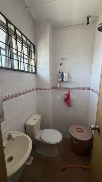 Rumah Teres 2 Tingkat untuk Dijual di TAMAN PUCHONG UTAMA (Puchong) - KEN FARM - Bathroom - PropertyGuru.com.my