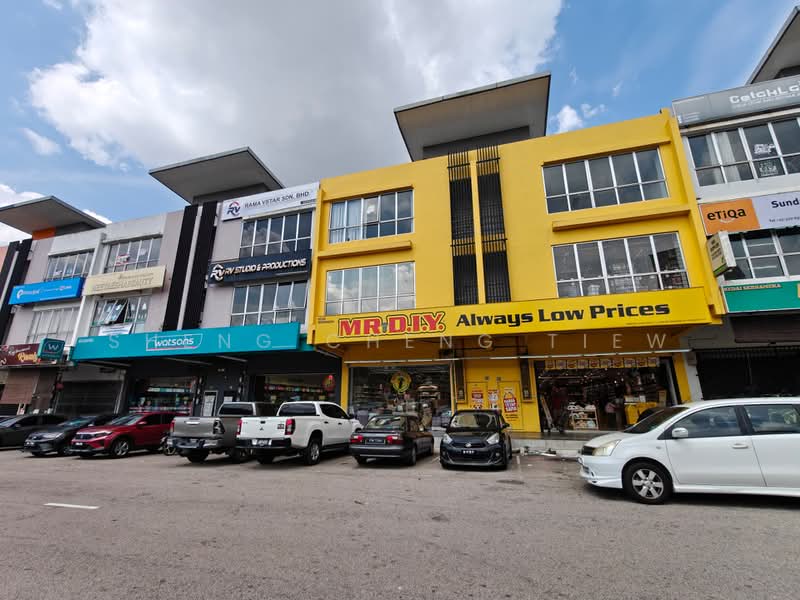 Shop / Office for Rent in Tampoi (Johor) - Sheng Cheng Tiew - Exterior - PropertyGuru.com.my
