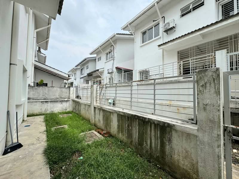 Rumah Teres 2 Tingkat untuk Dijual di D'Kayangan (Shah Alam) - SITI KHAIRIYAH JAAFAR - PropertyGuru.com.my
