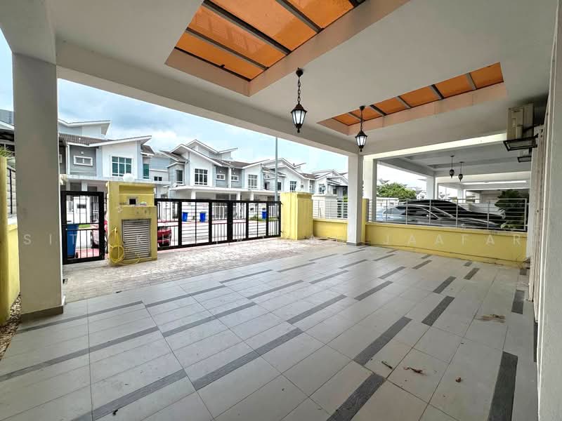 Rumah Teres 2 Tingkat untuk Dijual di D'Kayangan (Shah Alam) - SITI KHAIRIYAH JAAFAR - PropertyGuru.com.my