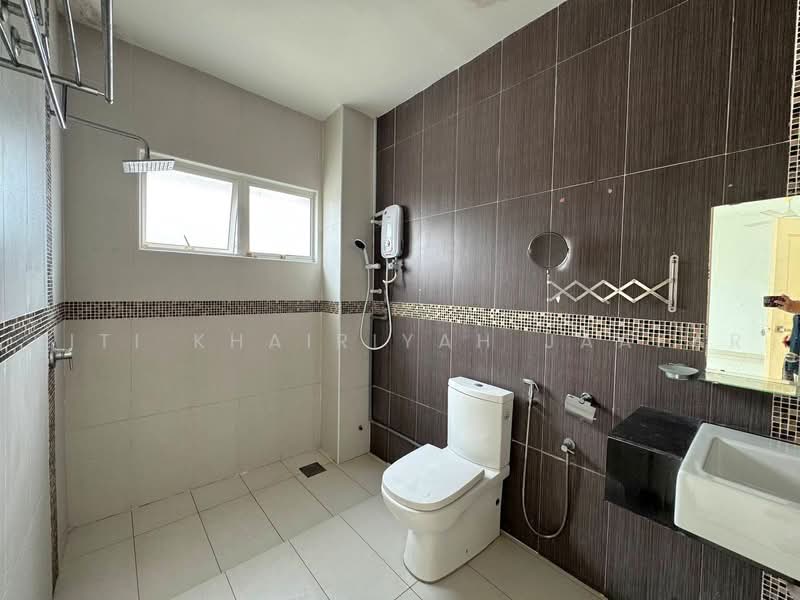 Rumah Teres 2 Tingkat untuk Dijual di D'Kayangan (Shah Alam) - SITI KHAIRIYAH JAAFAR - PropertyGuru.com.my