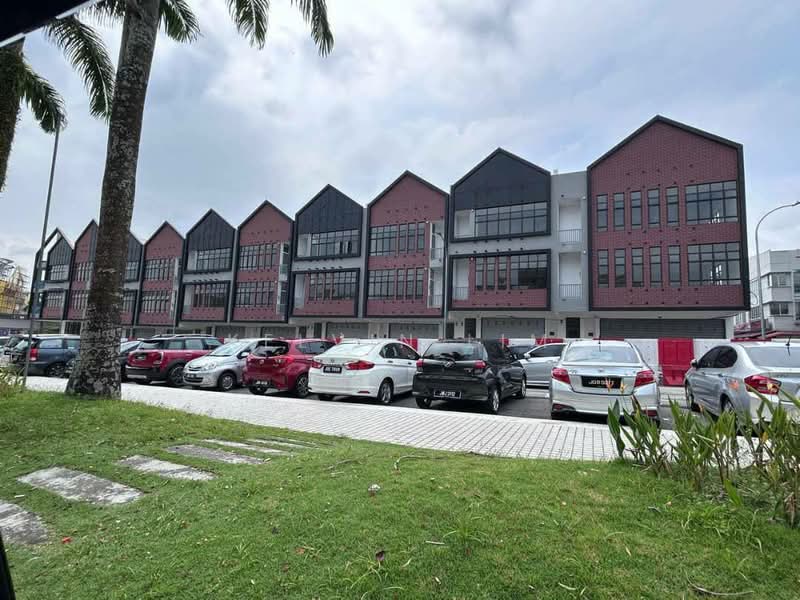 Shop / Office for Rent in Taman Sutera Utama (Skudai) - Kelvin Lim - Exterior - PropertyGuru.com.my
