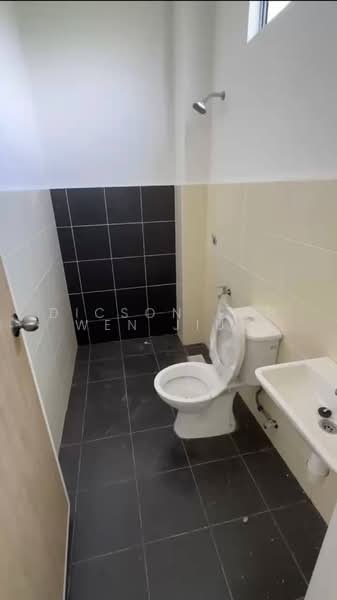 1-storey Terraced House for Sale in Bukit Rambai (Melaka) - Dicson Loh Wen Jiun - Bathroom - PropertyGuru.com.my