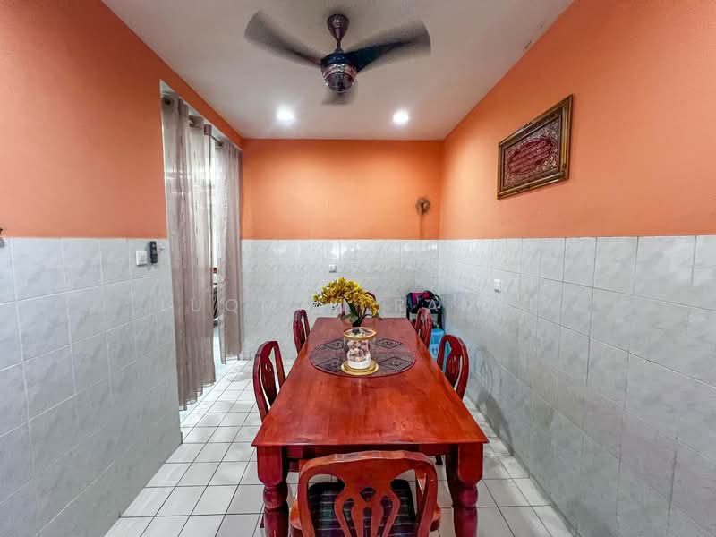 2-storey Terraced House for Sale in Alam Damai (Cheras) - Luqman Ramli - Dining Room - PropertyGuru.com.my