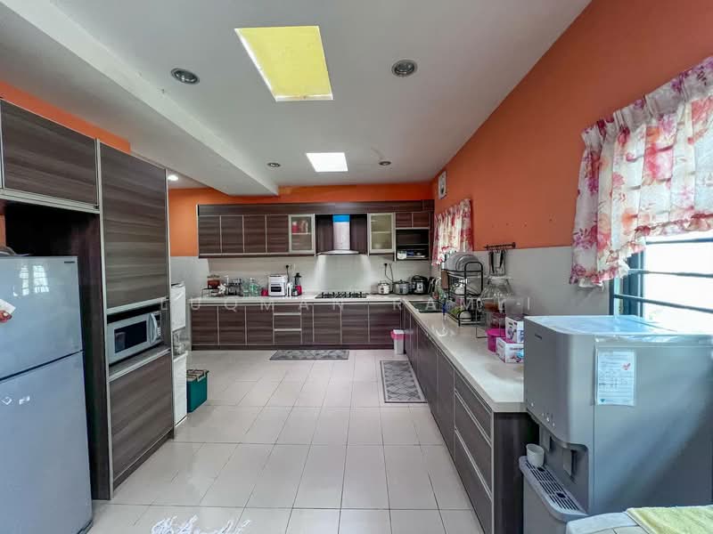 2-storey Terraced House for Sale in Alam Damai (Cheras) - Luqman Ramli - Kitchen - PropertyGuru.com.my