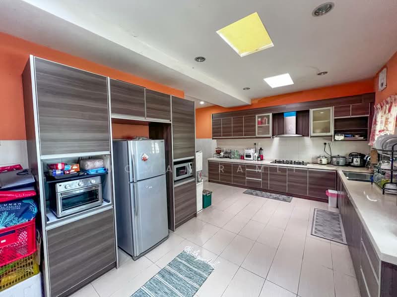 2-storey Terraced House for Sale in Alam Damai (Cheras) - Luqman Ramli - Kitchen - PropertyGuru.com.my