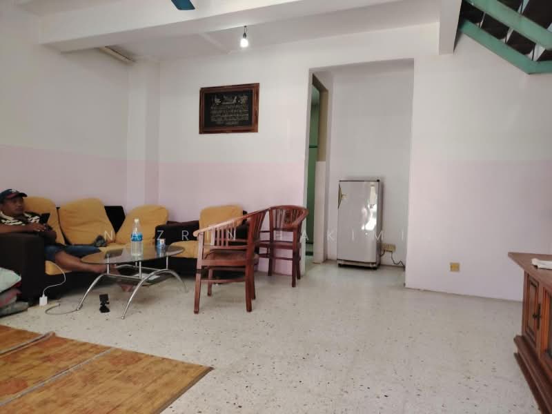 2-storey Terraced House for Sale in Rawang (Selangor) - Nazrin Hakimin - PropertyGuru.com.my