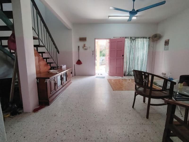 2-storey Terraced House for Sale in Rawang (Selangor) - Nazrin Hakimin - PropertyGuru.com.my