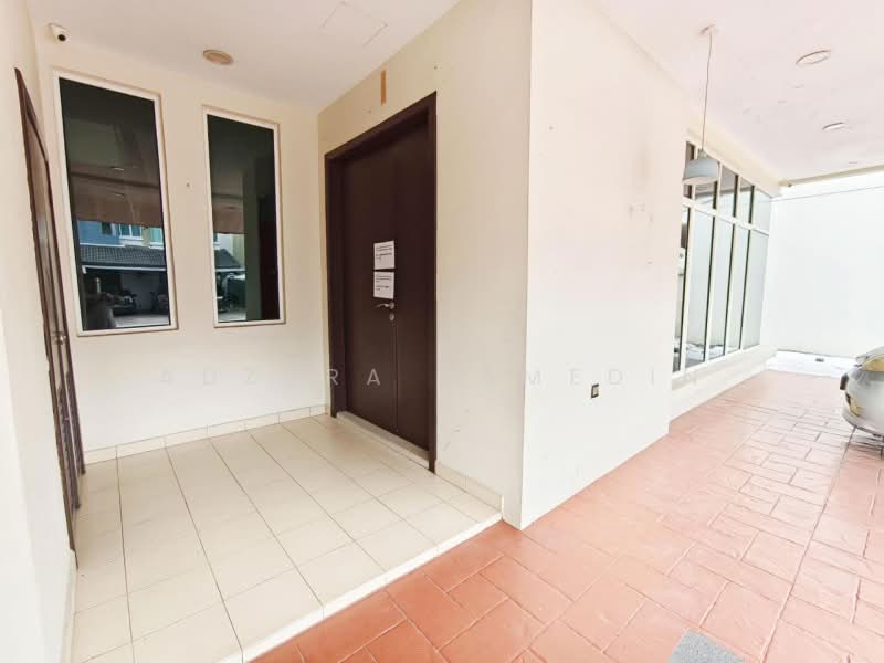 Rumah Banglo untuk Dijual di Kota Kemuning (Shah Alam) - Adzura Zamedin - Entrance - PropertyGuru.com.my