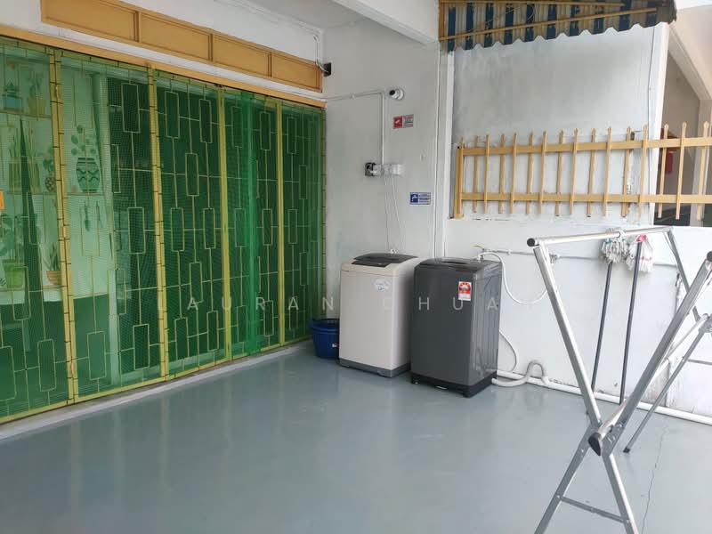 2-storey Terraced House for Rent in Seksyen 17 (Petaling Jaya) - Lauran Chuah - Exterior - PropertyGuru.com.my