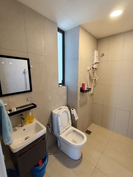 Condominium for Rent at Kenwingston Platz - Kin L - Bathroom - PropertyGuru.com.my