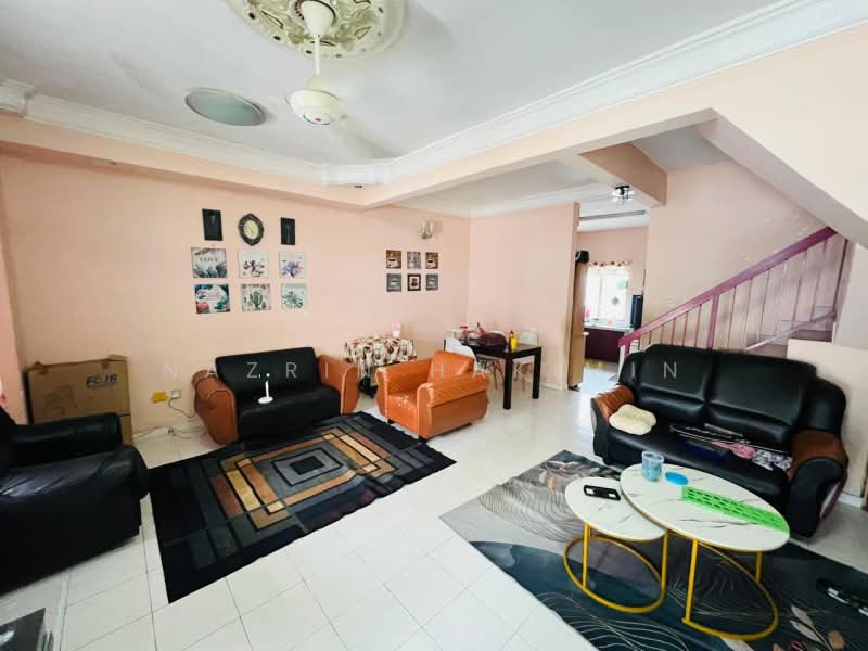 2-storey Terraced House for Sale in Bandar Tasik Puteri (Rawang) - Nazrin Hakimin - Living Room - PropertyGuru.com.my