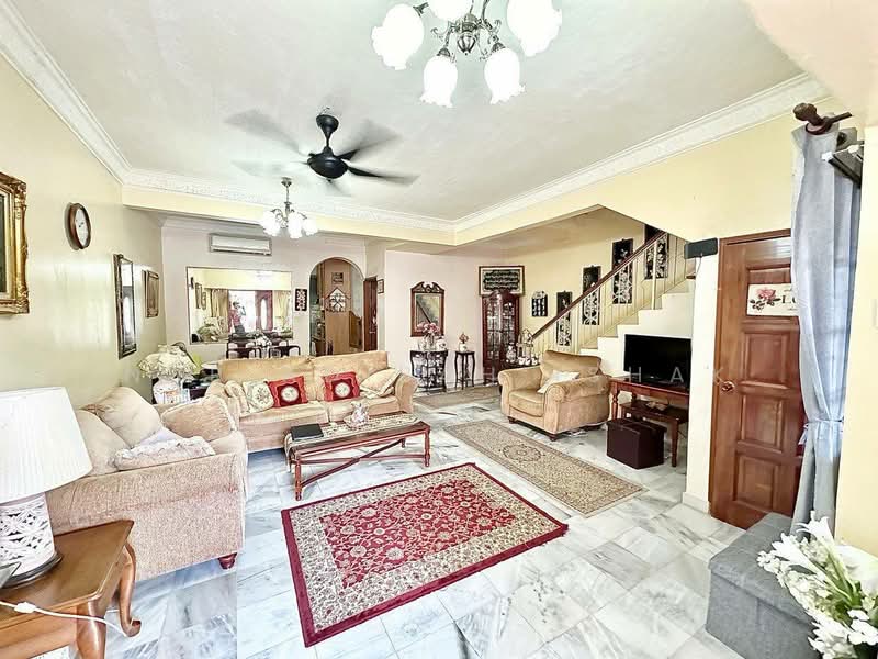 Rumah Teres 2-Tingkat untuk Dijual di Taman Putra (Ampang) - Nur Adibah Ishak - PropertyGuru.com.my
