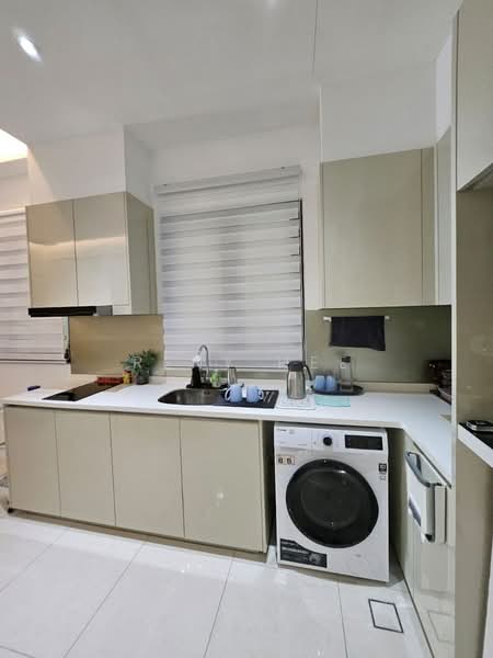 Service Residence for Sale at Paradigm Residence - Reny Hee - Kitchen - PropertyGuru.com.my