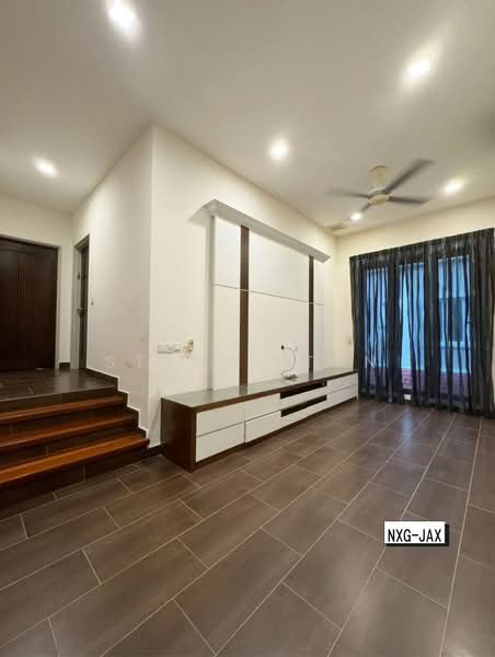 Semi-Detached House for Sale in Setia Damai (Setia Alam) - Stella Tan - Living Room - PropertyGuru.com.my