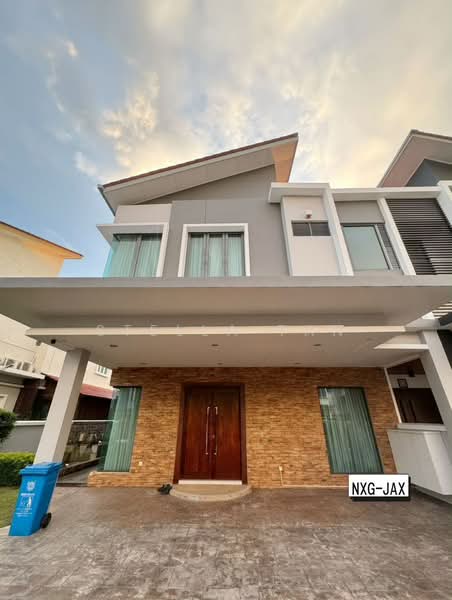 Semi-Detached House for Sale in Setia Damai (Setia Alam) - Stella Tan - Exterior - PropertyGuru.com.my