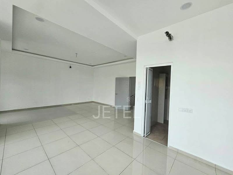 Rumah Kluster untuk Dijual di Klang (Selangor) - Joel Sia - Living Room - PropertyGuru.com.my