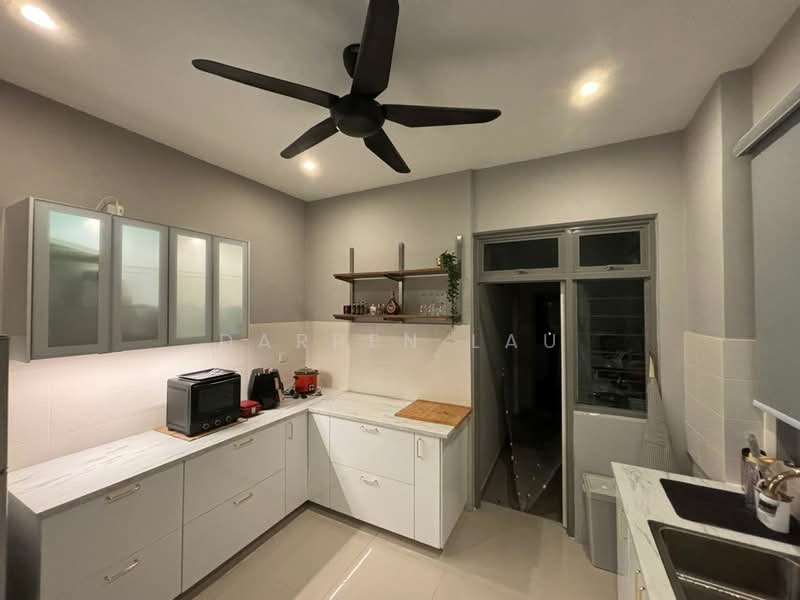 Condominium for Sale at All Seasons Park - Darren Lau - Kitchen - PropertyGuru.com.my