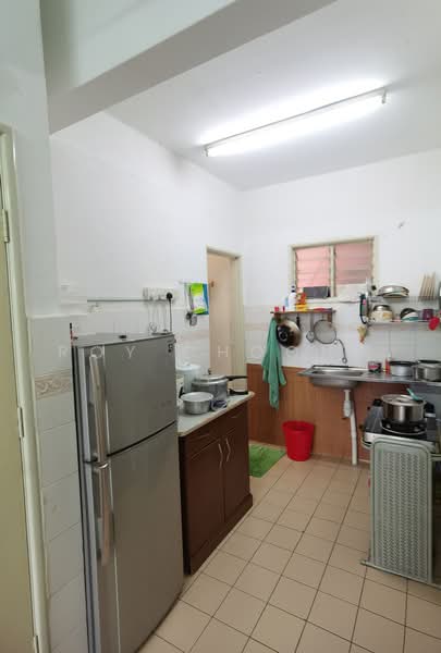Rumah Flat untuk Dijual di Sri Begonia - Roy Choong - Kitchen - PropertyGuru.com.my