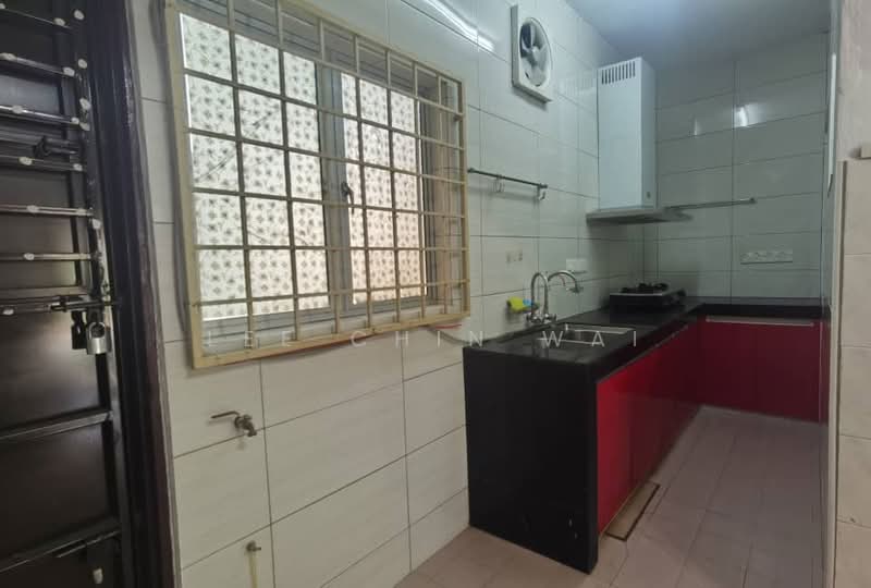 2-storey Terraced House for Rent in TAMAN PUCHONG UTAMA (Puchong) - Lee Chin Wai - Kitchen - PropertyGuru.com.my