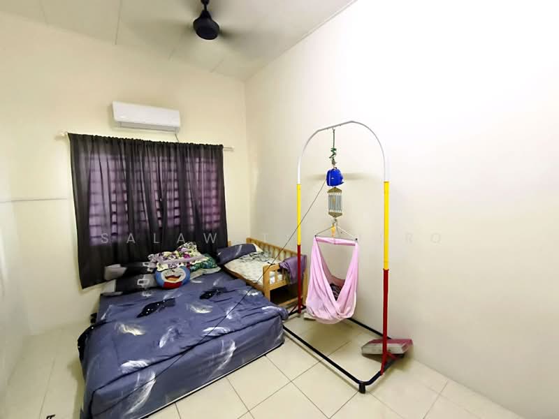 1-storey Terraced House for Sale in Shah Alam (Selangor) - Salawati Busro - Bedroom - PropertyGuru.com.my