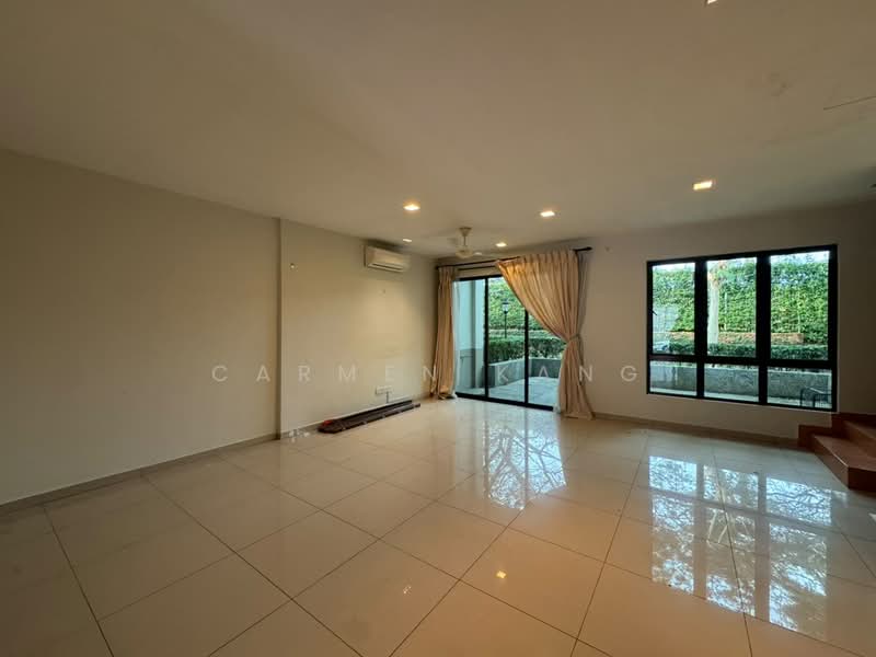 2-storey Terraced House for Sale in Leisure Farm (Gelang Patah) - Carmen Kang - Living Room - PropertyGuru.com.my
