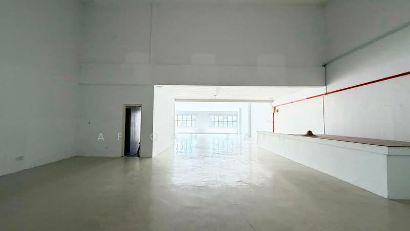 Shop for Rent in Bukit Jelutong (Shah Alam) - Afiqah zaidi - PropertyGuru.com.my