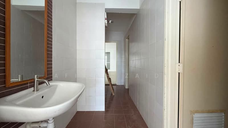 Shop for Rent in Bukit Jelutong (Shah Alam) - Afiqah zaidi - PropertyGuru.com.my