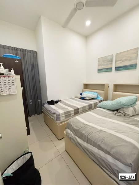 Semi-Detached House for Sale in Setia Utama (Setia Alam) - Stella Tan - Bedroom - PropertyGuru.com.my
