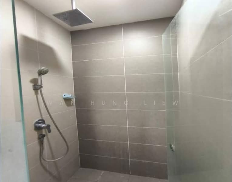 3-storey Terraced House for Rent in Lake Fields (Sungai Besi) - Wan Hung Liew - Bathroom - PropertyGuru.com.my