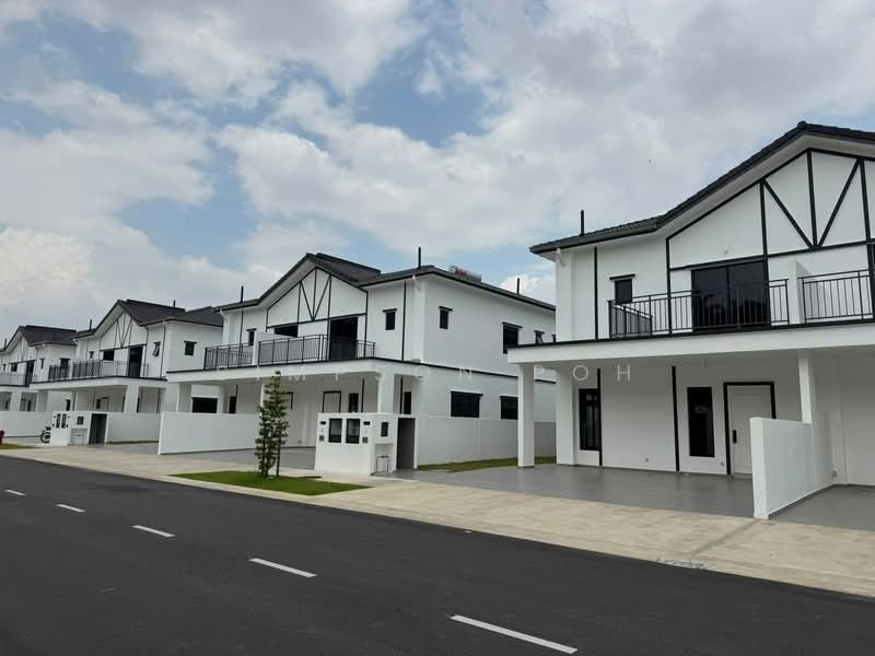Rumah Kluster untuk Dijual di Taman Ekoflora (Johor Bahru) - Simpson Poh - Exterior - PropertyGuru.com.my