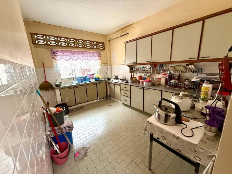 Rumah Teres untuk Dijual di Taman Sri Rawang (Rawang) - Nazrin Hakimin - Kitchen - PropertyGuru.com.my