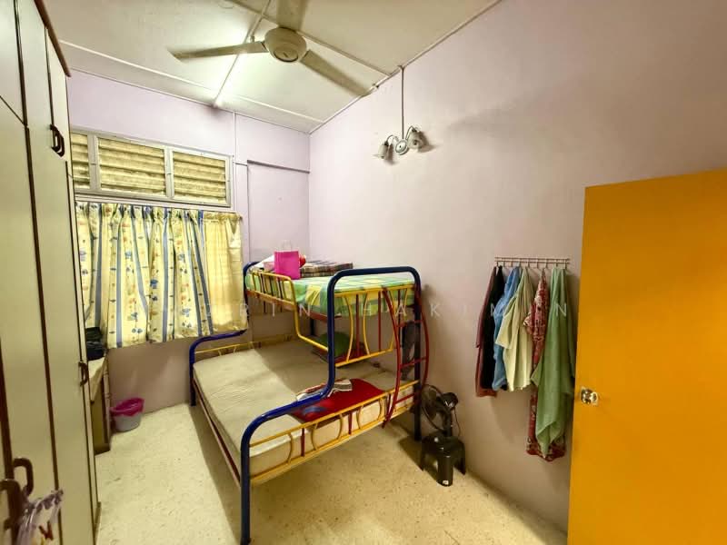 Rumah Teres untuk Dijual di Taman Sri Rawang (Rawang) - Nazrin Hakimin - Bedroom - PropertyGuru.com.my