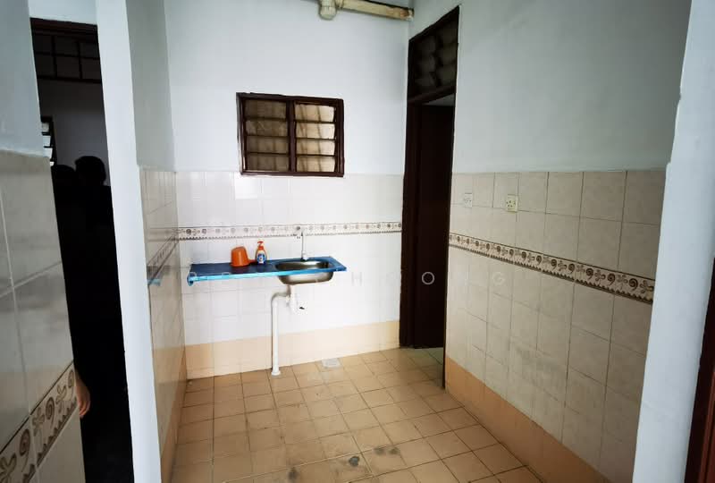 Apartment for Sale at Sri Dahlia - Roy Choong - Kitchen - PropertyGuru.com.my