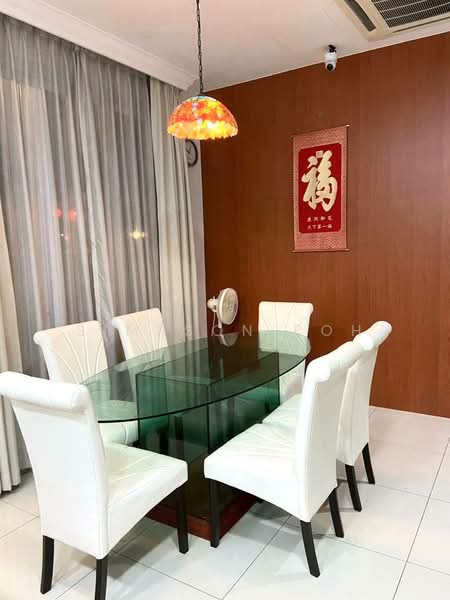 2-storey Terraced House for Sale in Taman Molek (Johor Bahru) - Simpson Poh - Dining Room - PropertyGuru.com.my