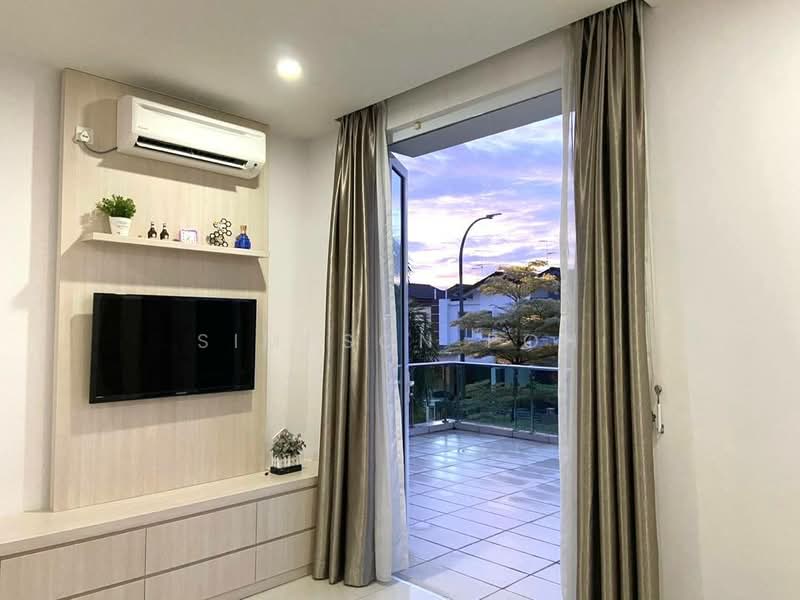2-storey Terraced House for Sale in Taman Molek (Johor Bahru) - Simpson Poh - Balcony - PropertyGuru.com.my