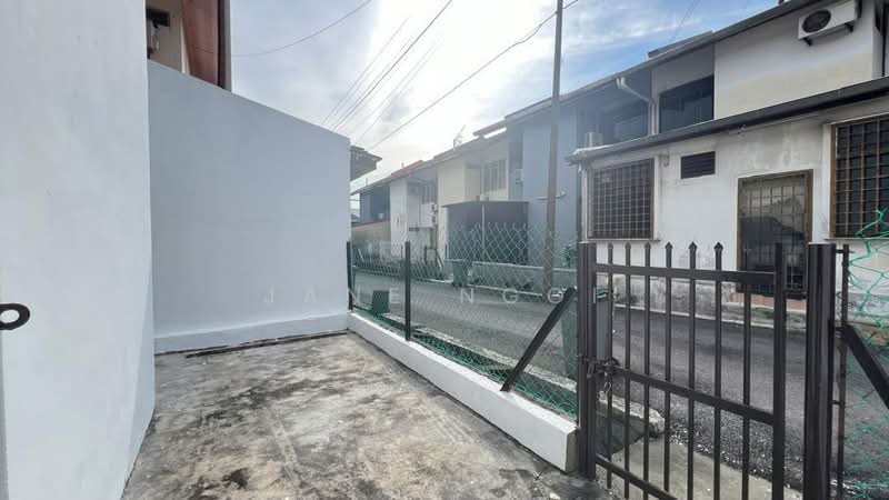 Rumah Teres 1.5 Tingkat untuk Disewa di Taman Perling (Perling) - Jane Ngoi - Exterior - PropertyGuru.com.my