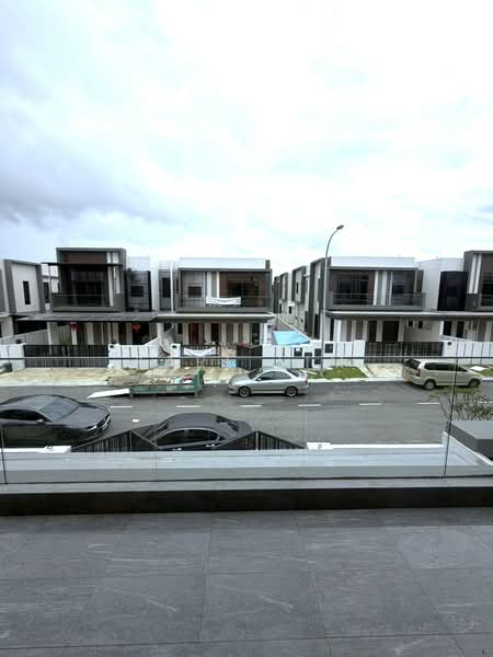Rumah Berkembar untuk Dijual di Taman Sutera (Johor Bahru) - Karl Lim - Exterior - PropertyGuru.com.my