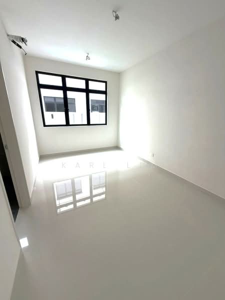 Rumah Berkembar untuk Dijual di Taman Sutera (Johor Bahru) - Karl Lim - Interior - PropertyGuru.com.my