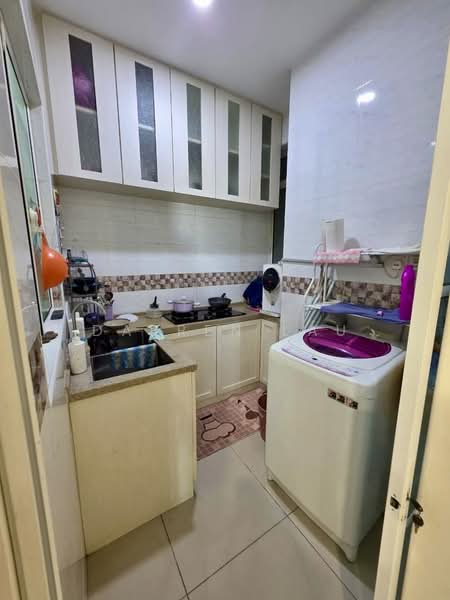 Condominium for Sale at Shineville Park - Darren Lau - Kitchen - PropertyGuru.com.my