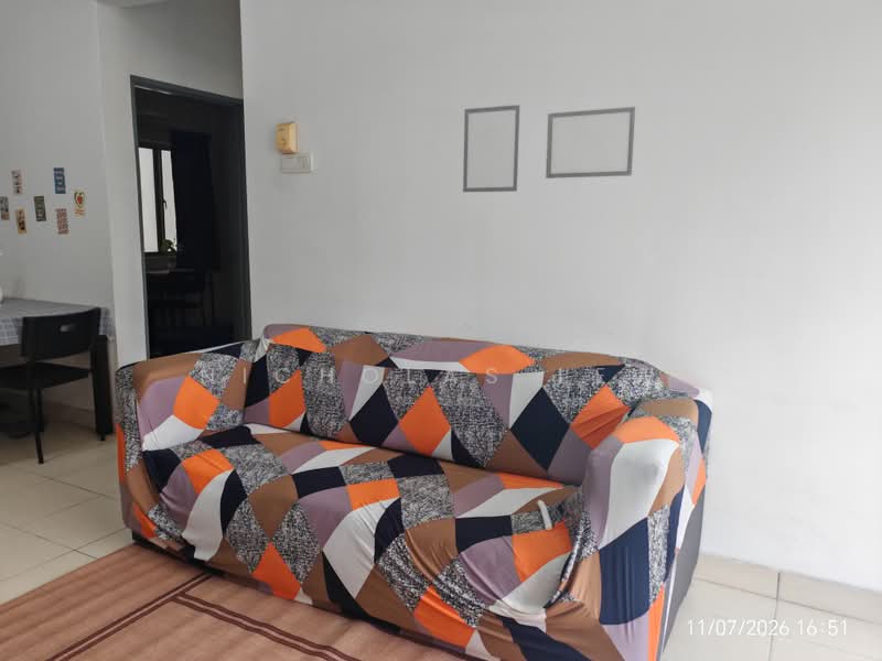 Kondominium untuk Disewa di Mutiara Residence - Nicholas Lew - Living Room - PropertyGuru.com.my