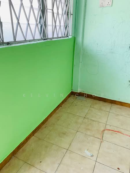 Flat for Sale at Flat Taman Ungku Tun Aminah - Kelvin Chop - Interior - PropertyGuru.com.my