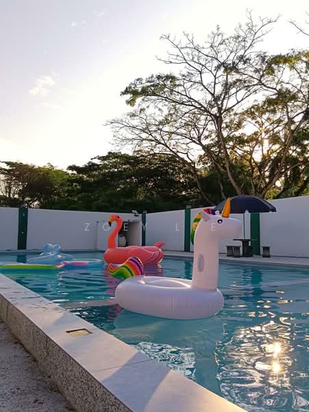 Bungalow House for Rent in Taman Tanjung Puteri Resort (Pasir Gudang) - Zoey Lee - Pool - PropertyGuru.com.my