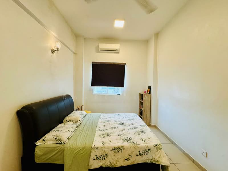 Condominium for Sale at Shineville Park - Darren Lau - Bedroom - PropertyGuru.com.my